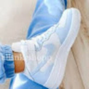 Meet your Posher, Cherish